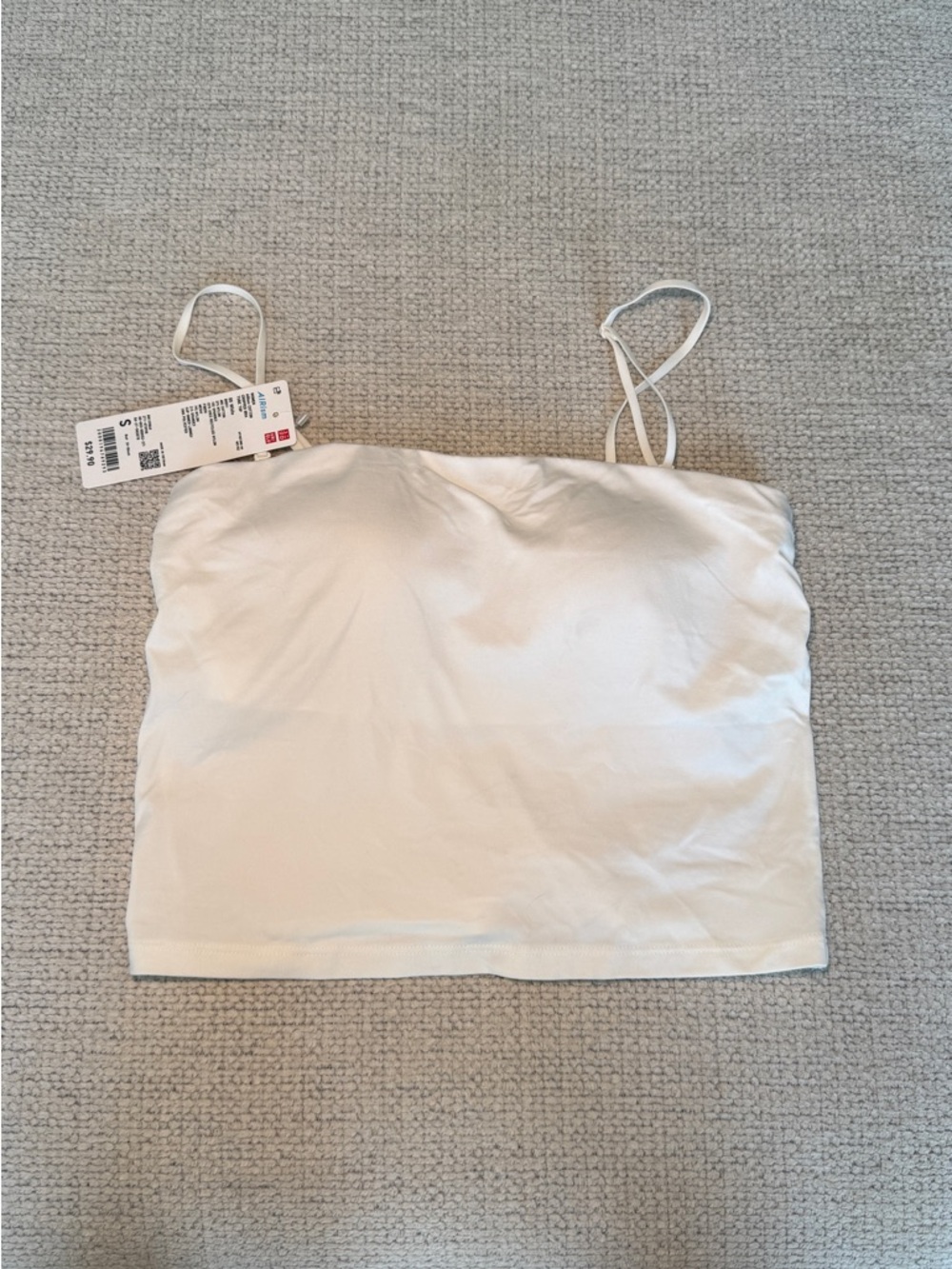 UNIQLO White Strapless Crop Cami with Removable Thin Straps